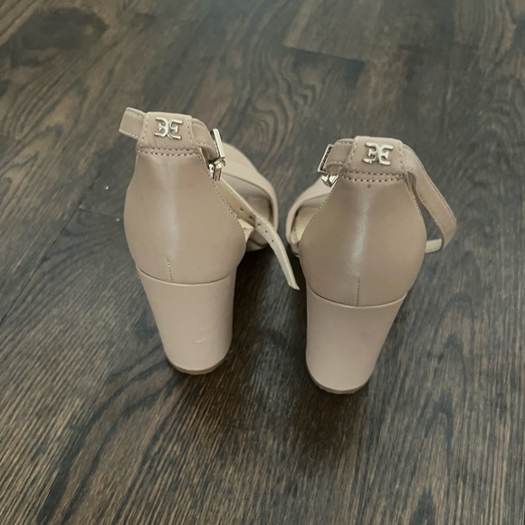 Sam Edelman Nude Heels - Picture 4 of 6